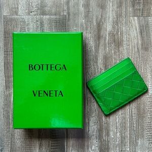 Bottega Veneta Vibrant Green Card Holder